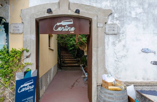 Cinque Terre Apartment | JOIVY Villa Monterosso Apartment Giardino