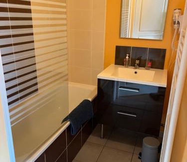 Ax-les-Thermes Apartment | Joli appartement avec terrasse
