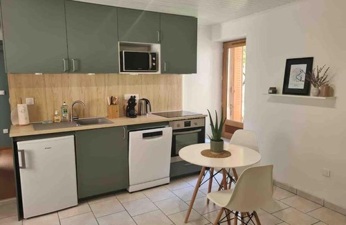 Chalon-sur-Saone Apartment | Joli appartement avec coin jardin