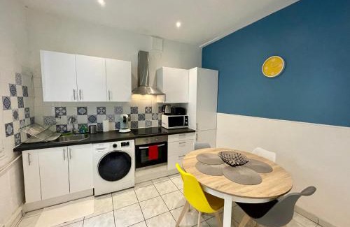 Gambetta Apartment | Joli appartement spacieux à 3 min à pied de la mer