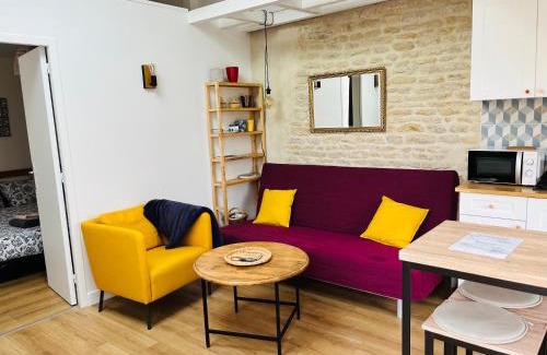 Saint-Regnobert-de-la-Cote-de-Nacre Apartment | Joli F2 avec terrasse 150m plage