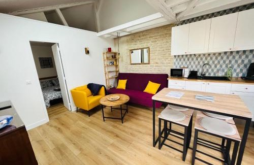 Saint-Regnobert-de-la-Cote-de-Nacre Apartment | Joli F2 avec terrasse 150m plage