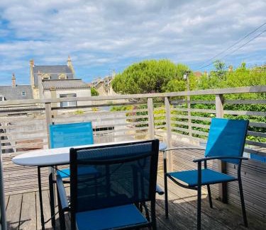 Saint-Regnobert-de-la-Cote-de-Nacre Apartment | Joli F2 avec terrasse 150m plage