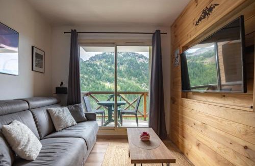 Isola Apartment | Joli T2, Centre, Parking privé, Wifi, Local à ski