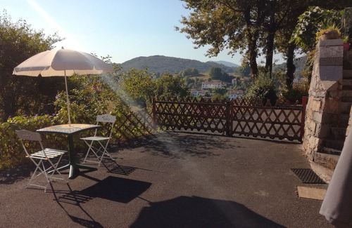 Hasparren Apartment | JOLI T2 Pays Basque for vacations or cures near Cambo les Bains (10mm)
