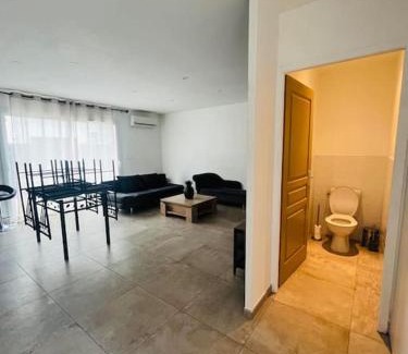 Ouveillan Villa | Jolie maison de village 2 chambres