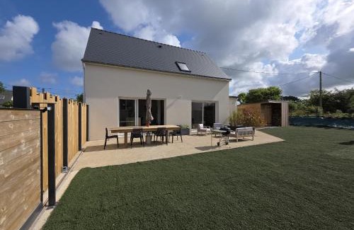 Landeda House | Jolie maison neuve proche plages GR34 et port de Aber Wrach