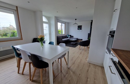 Treffiagat House | Jolie Maison Rénovée, à 2 min en Voiture des Plages et du Port du Guilvinec