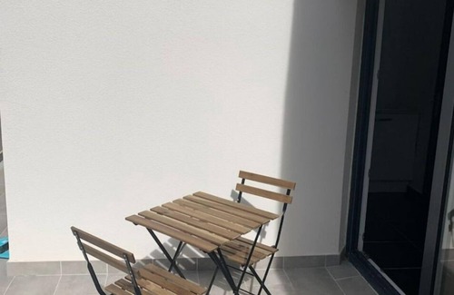 Saint-Pierre - Rene II - Bonsecours Apartment | Jolies Avec Terrasses