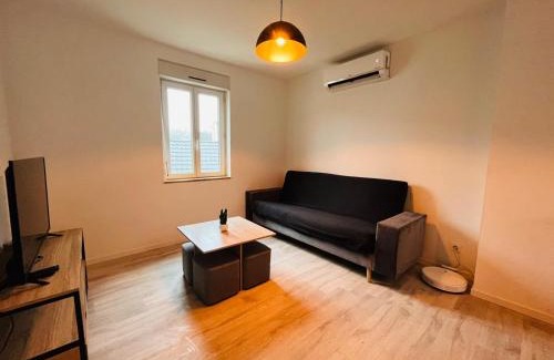 Brive-la-Gaillarde Apartment | Jolis logements brivistes 3