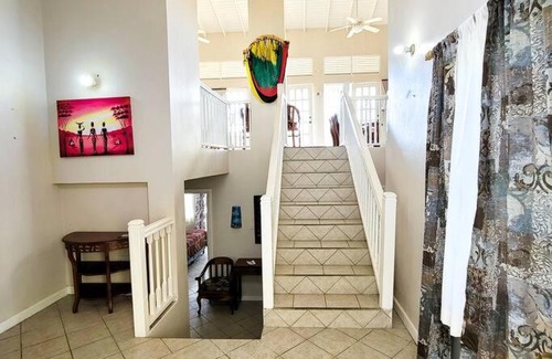 Rodney Bay Villa | Jolly Day Villa enjoys sea views in Rodney Heights