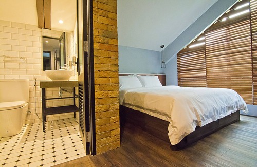 Tetek Hotel | JonkeRED Heritage Hotel