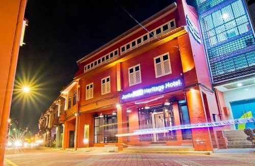 Tetek Hotel | JonkeRED Heritage Hotel
