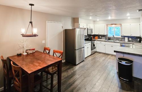 Groveland House | Jordan Oak