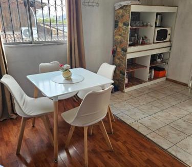 Santa Elena del Gomero Apartment | Jose Anguita Apartamento Con Estacionamiento Frente Al Mall Arauco y Red Metro