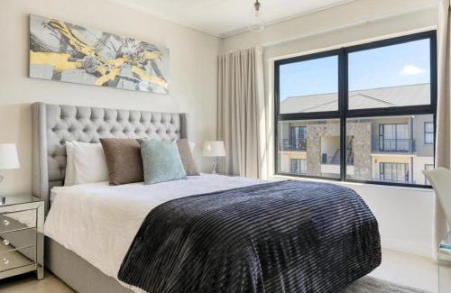 Bloubergstrand Apartment | Joseph's Place Sandown CAPE TOWN