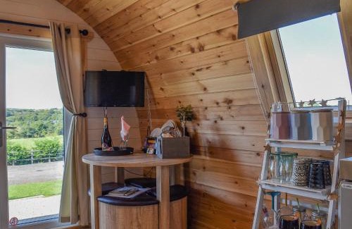 Margam House | Joshua's Den - Uk40975