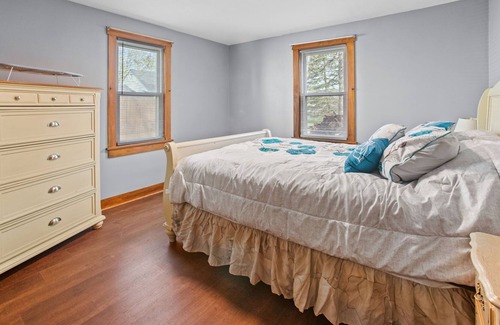 Ravenna House | Joshuas Cozy Home Near Downtown