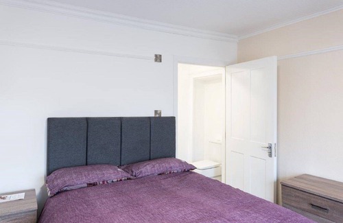 Banff House | Josie's House in Banff, is a Home from Home, 6 Bedroom Town House
