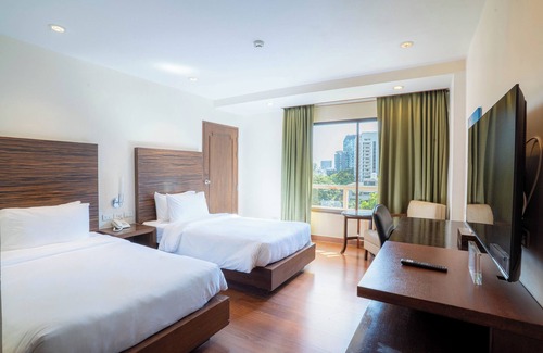 Khlong Tan Hotel | Journeyhub Sukhumvit 26 Bangkok