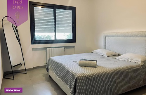 Jardins De Carthage Apartment | JourneyJoy Ii Luxury Apartment with Pool & Gym