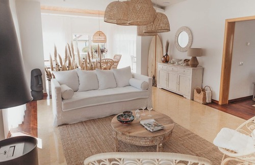 Sao Pedro de Muel Bed & Breakfast | Joy Beach House