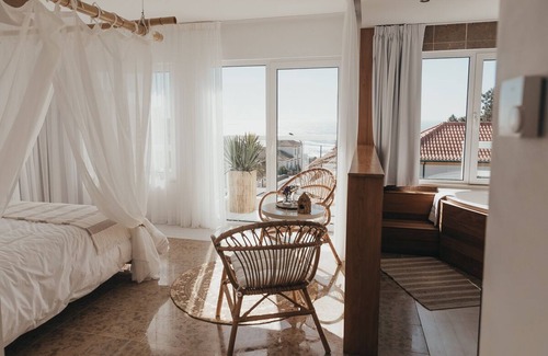Sao Pedro de Muel Bed & Breakfast | Joy Beach House