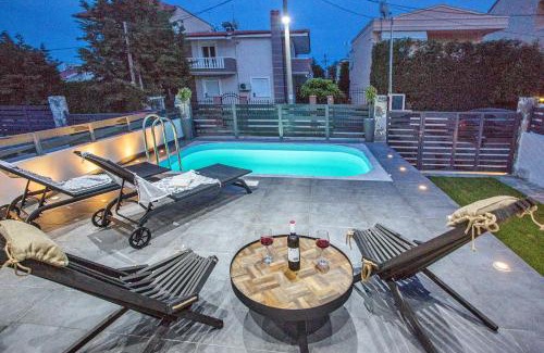 Nea Iraklitsa Villa | JOY C Deluxe