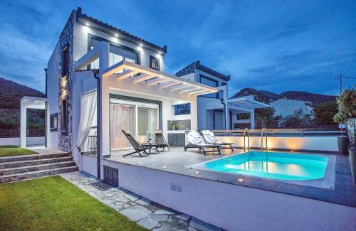 Nea Iraklitsa Villa | JOY C Deluxe