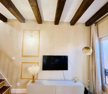 Martigues Apartment | Joyau caché en plein cœur de Martigues !