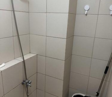 Rosario Apartment | JoyStaycation Condo Hotel