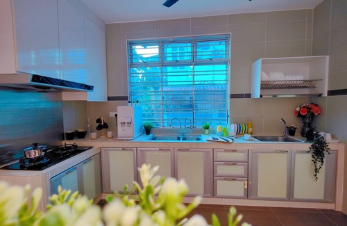 Taman Daya Villa | JPP Homestay