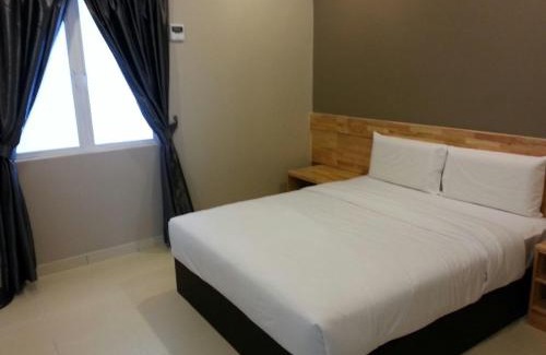 Taman Pengkalan Jaya Hotel | JQ Suria 18 Hotel