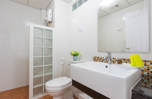 Suan Luang Hotel | JR Mansion