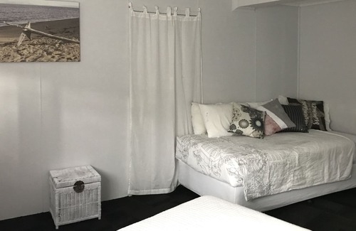 Nelly Bay Apartment | JR's on Mango on Beautiful Magnetic Island
