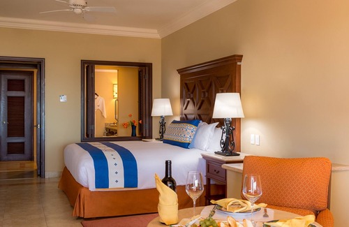 Paraiso Escondido Resort | Jr Suite, Pueblo Bonito Sunset Beach Golf & Spa in Cabo San Lucas