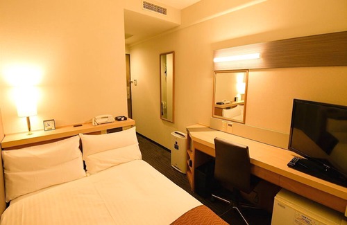Yodogawa Hotel | JR WEST GROUP VIA INN SHINOSAKA WEST