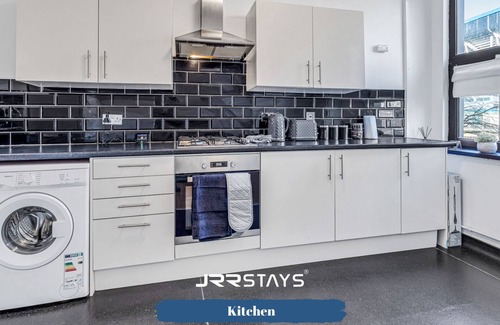 Riverside Apartment | JRR Stays - Cardiff 2 Bed Principality Stadium 4Min