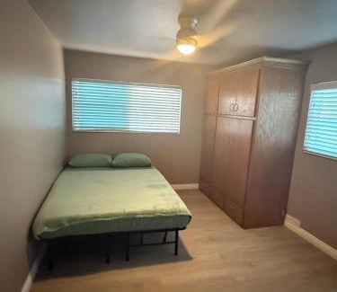 Costa Mesa House | Js CM Pease and Love