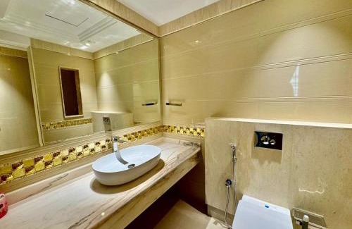 Deira Apartment | JSCOM Grand Residence ABU HAIL