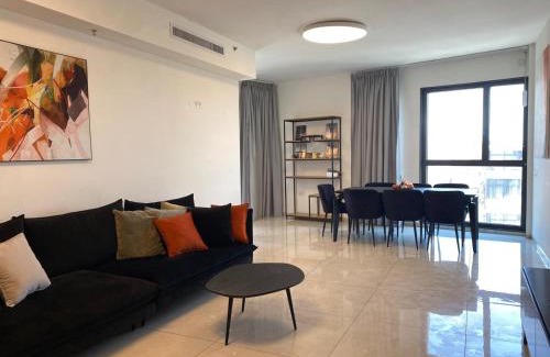 Nachlaot Apartment | JTower Royal Suites - Alefimmoed