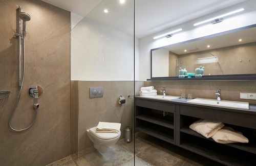 Maria Alm am Steinernen Meer House | Juniorsuite Eiche - Gasthof Hotel Handlerhof