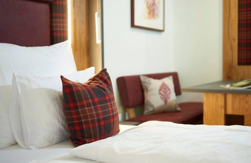 Maria Alm am Steinernen Meer House | Juniorsuite Eiche - Gasthof Hotel Handlerhof