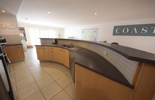 South West Rocks Apartment | Jubilee Apartment Unit 10 of 2 Paragon Ave South West Rocks -No Sheets or Towels Provided