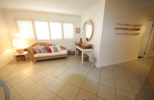 South West Rocks Apartment | Jubilee Apartment Unit 10 of 2 Paragon Ave South West Rocks -No Sheets or Towels Provided