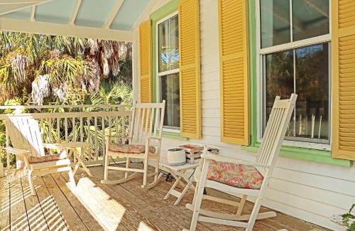 Indian Pass House | Jubilee Cottage by Pristine Properties Vacation Rentals