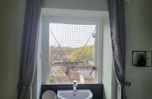 Liverpool Bed & Breakfast | Jubilee pub
