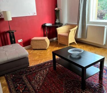 Vizivaros Apartment | Judy and Sandor Apartmen