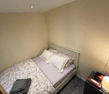 Cowley Apartment | Jugno Home