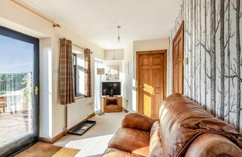 Horncastle House | Juice Trump - Uk36670